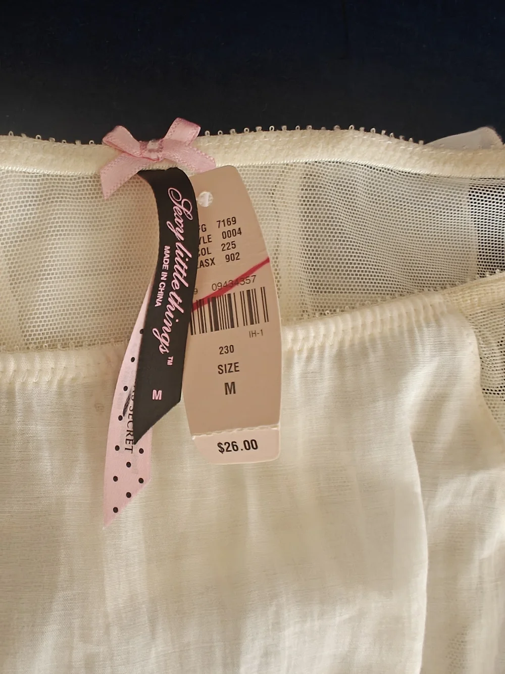 Victoria's Secret M Panty Bridal Sexy Little Things Sheer Ruffle Ivory